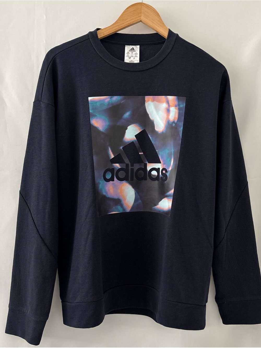 Adidas Graphic Sweatshirt – Size S (navy blue /Multicolor Abstract Logo) unisex